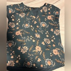 Blue flowery blouse size petite small